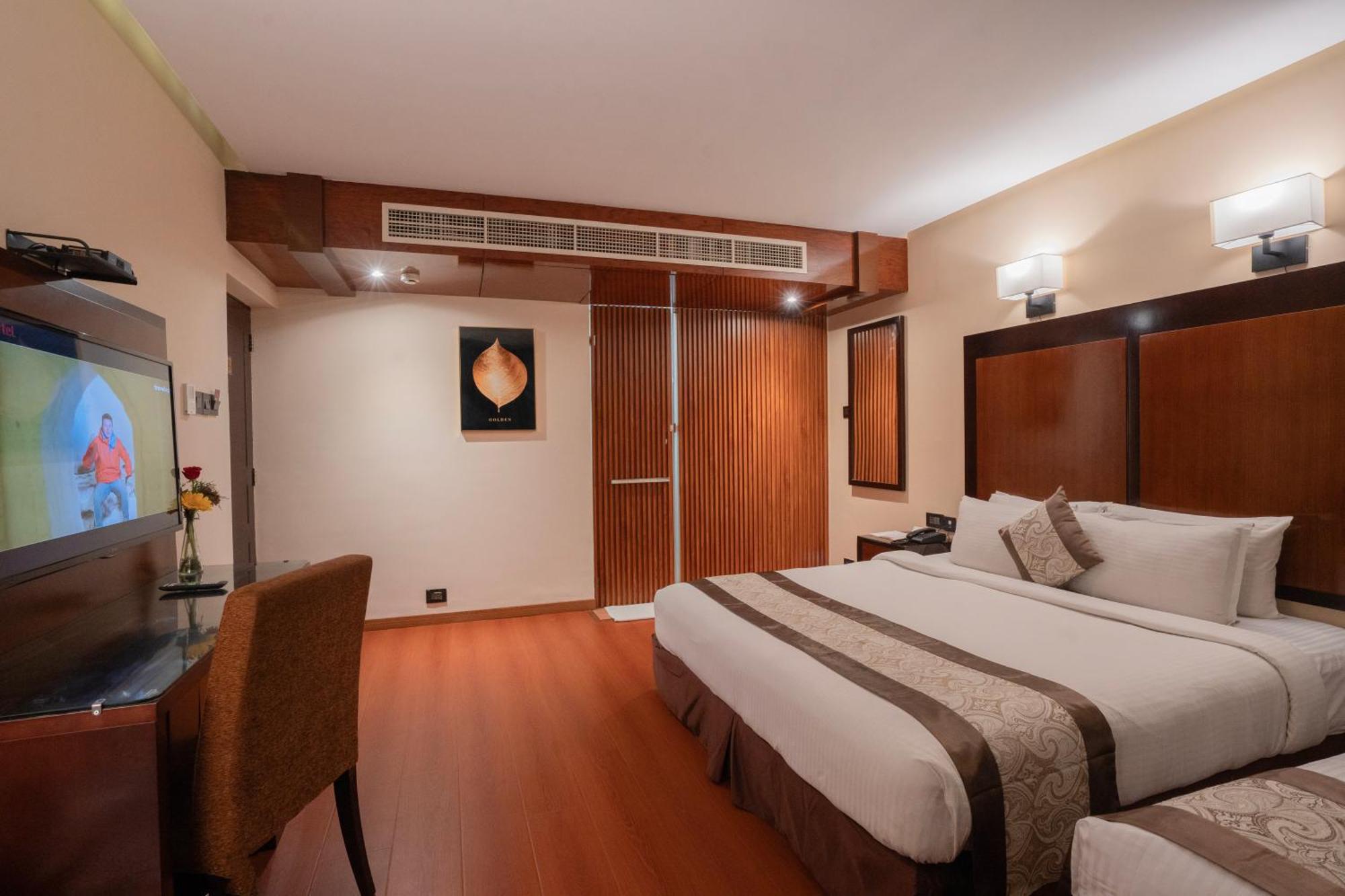 Park Avenue Hotel  Chennai Bagian luar foto