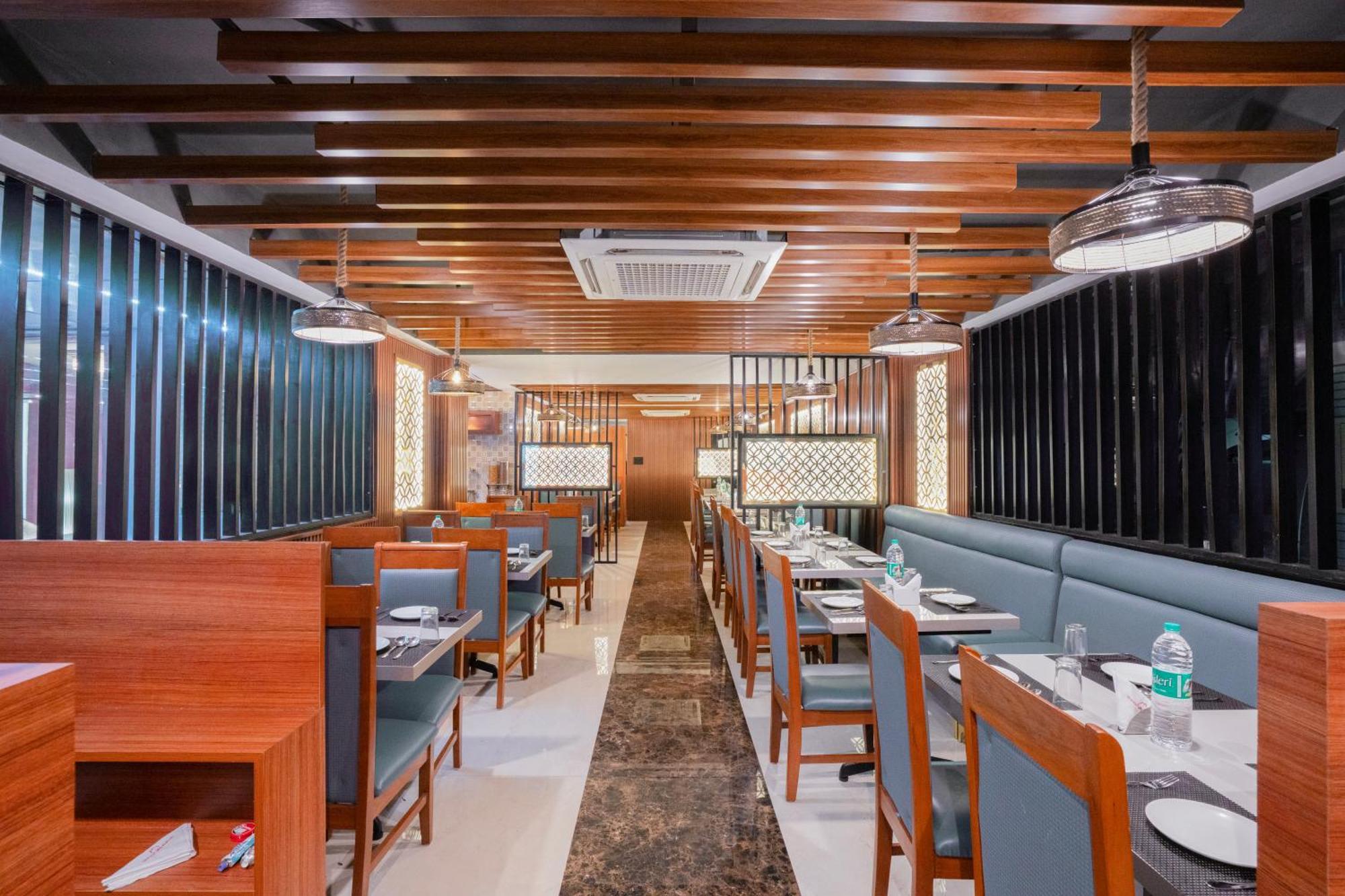 Park Avenue Hotel  Chennai Bagian luar foto